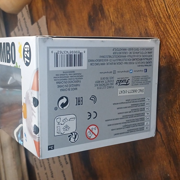 Disney Dumbo DIY Vinyl Figure with White and Pink Accents *box Issue - Picture 6 of 7